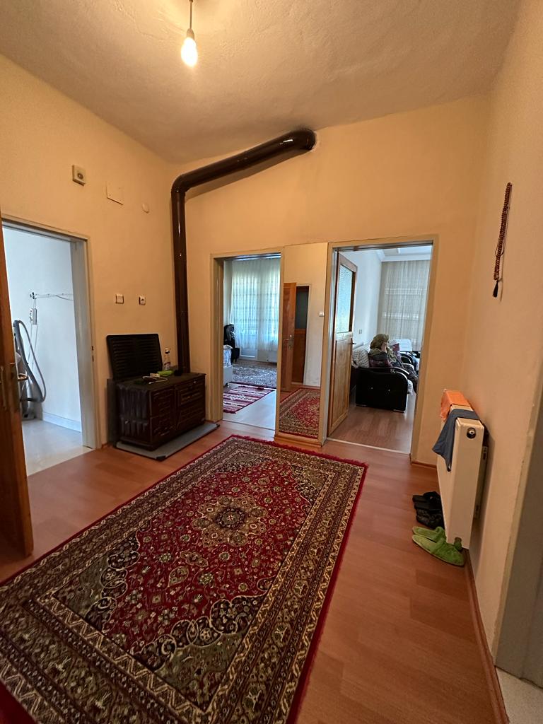 KAYSERİ DEVELİ AŞIK SEYRANİ MAHALLESİNDE SATILIK MÜSTAKİL EV